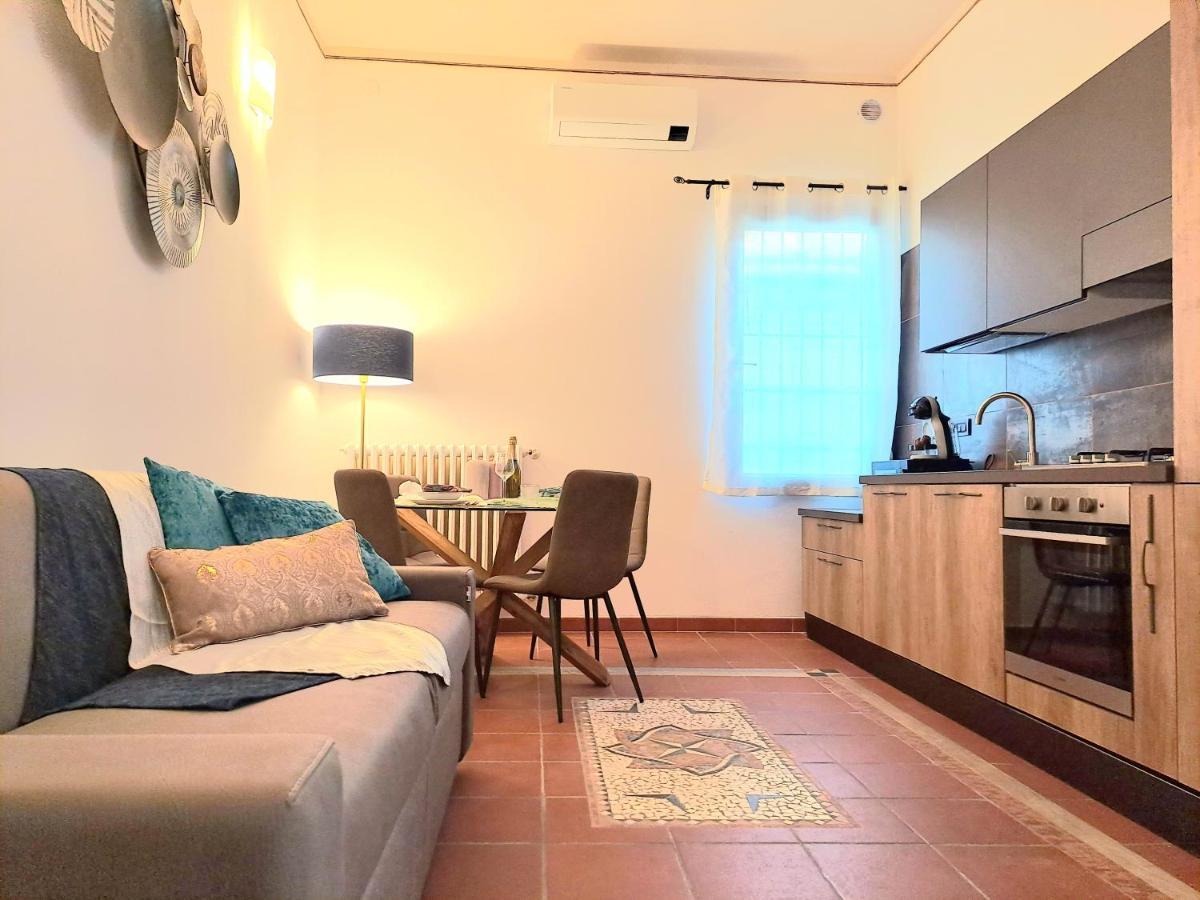 Apartment Sophie 45 Ferrara Esterno foto